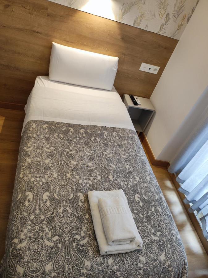 Hostal Esparteros マドリード エクステリア 写真