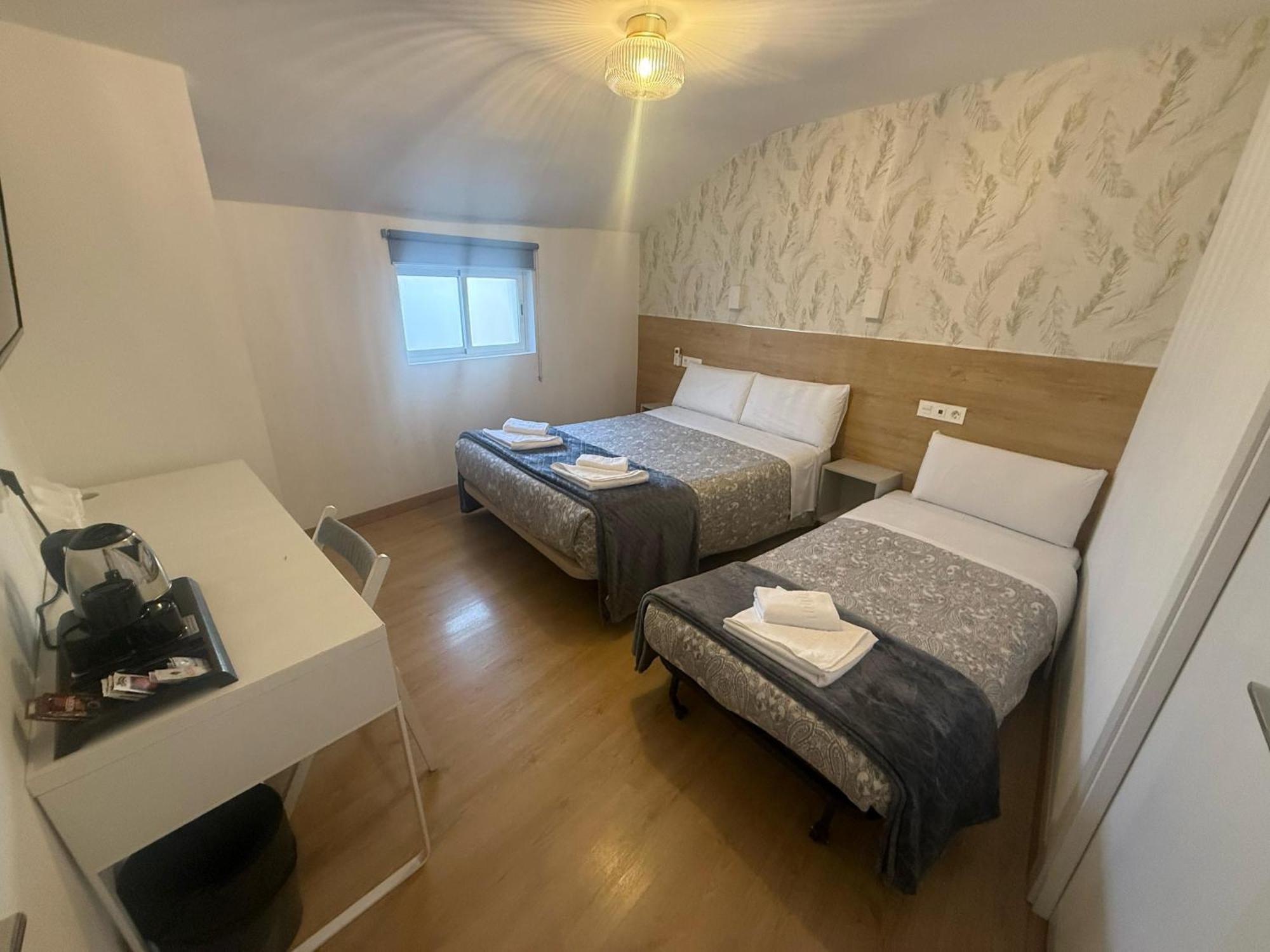 Hostal Esparteros マドリード エクステリア 写真